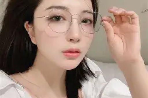 网红主播假一赔万承诺翻车粉丝信任危机