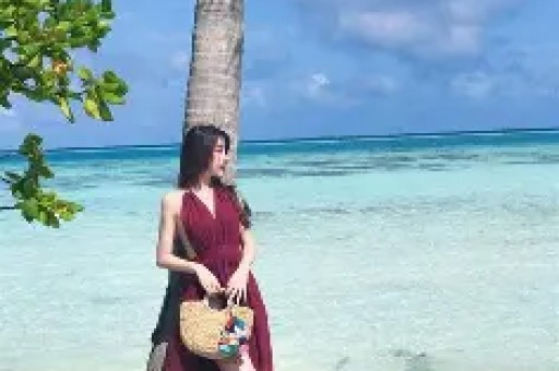 1天三个瓜！与美女酒店过夜牙被亲爹打掉周冬雨最令人失望