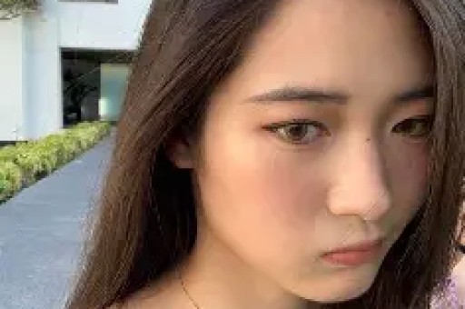 情侣吵架闹上热搜：王鹤润遭群嘲且负面被扒主打黑红也是红？